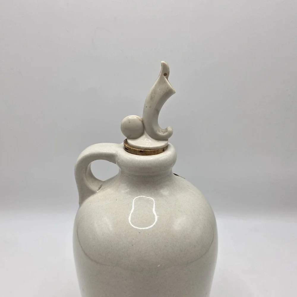 Henry‎ McKenna Hand Made Kentucky Stoneware Jug 4/5 Quart